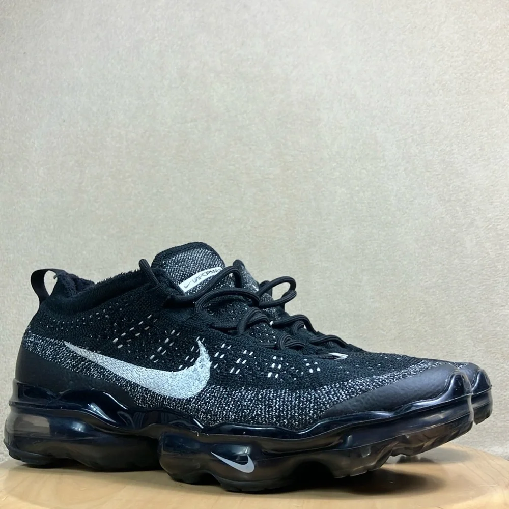 Nike Air VaporMax Flyknit 2023 Athletic Sneaker Shoes DV1678-001 Men’s‎ size 7